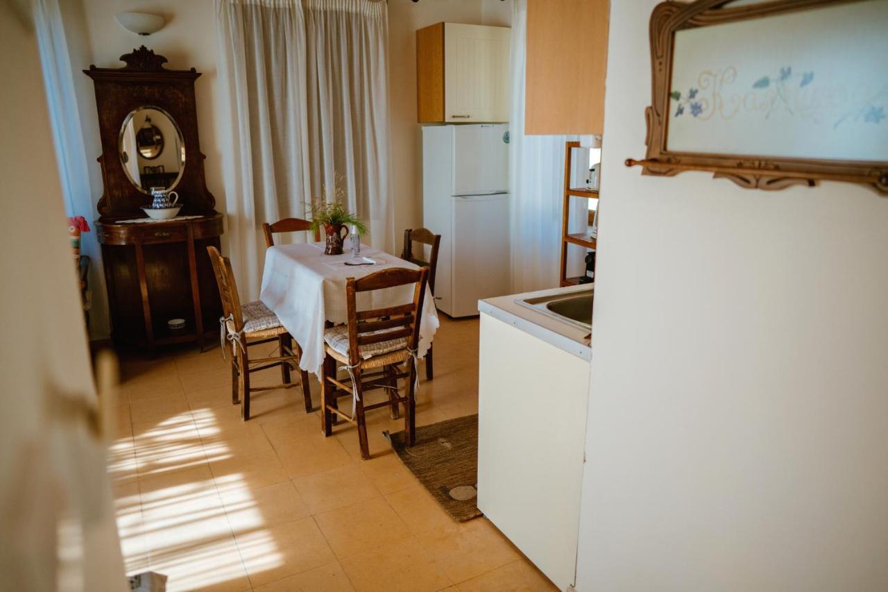 Seafront Traditional Stone House In Sunset Olive Grove - B Alyfanta Εξωτερικό φωτογραφία