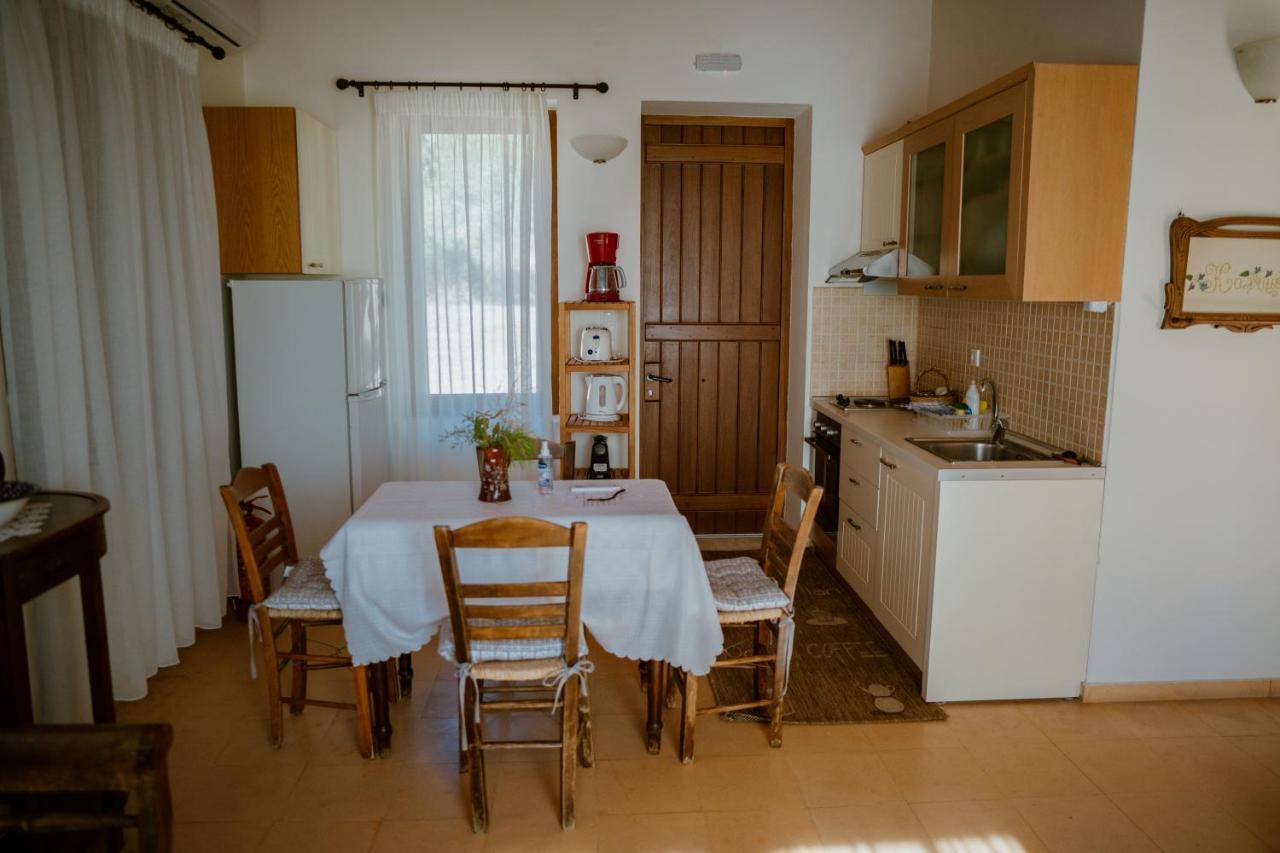 Seafront Traditional Stone House In Sunset Olive Grove - B Alyfanta Εξωτερικό φωτογραφία